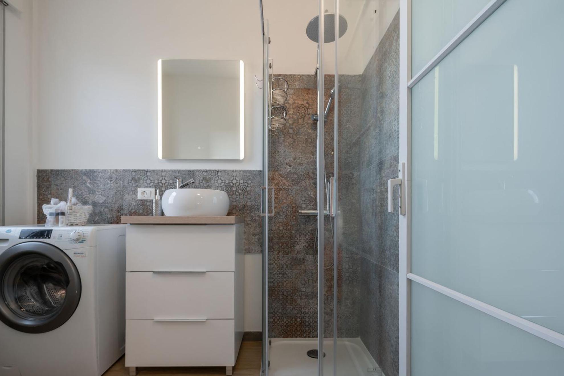 Alexa's - Elegance E Comfort For Venice